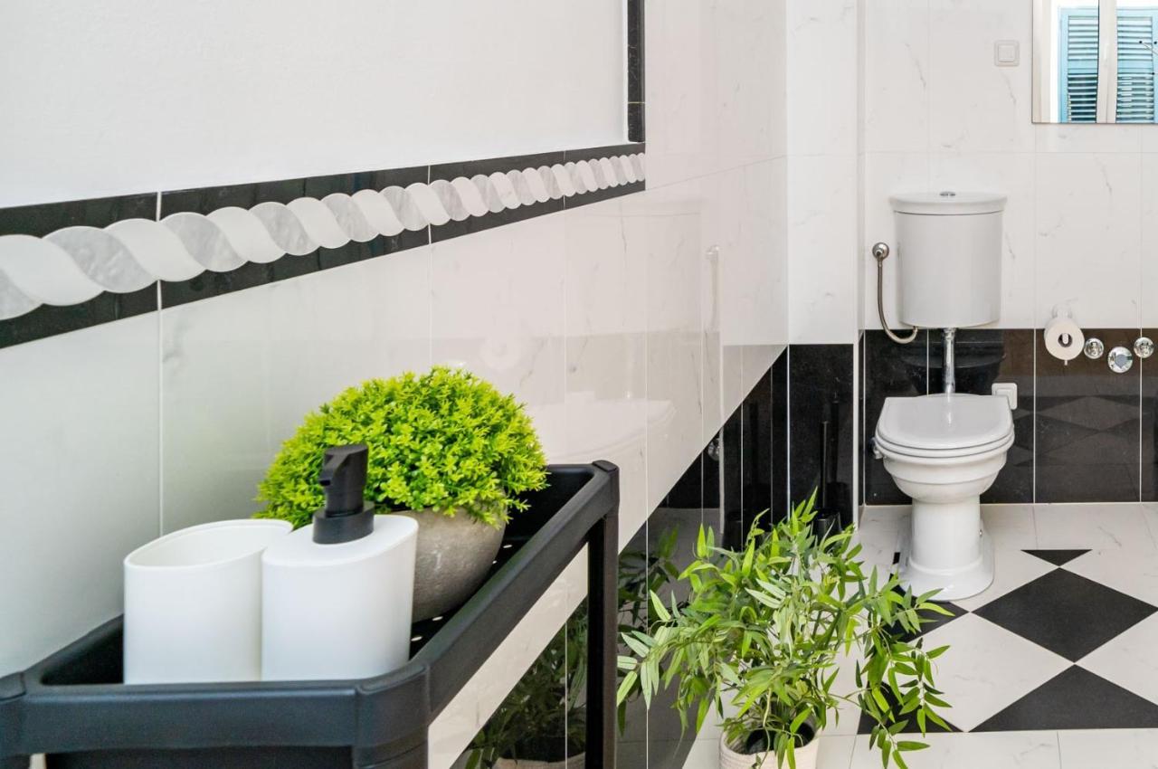 Laus Ii, Lovely Apartment In Old Town Ντουμπρόβνικ Εξωτερικό φωτογραφία