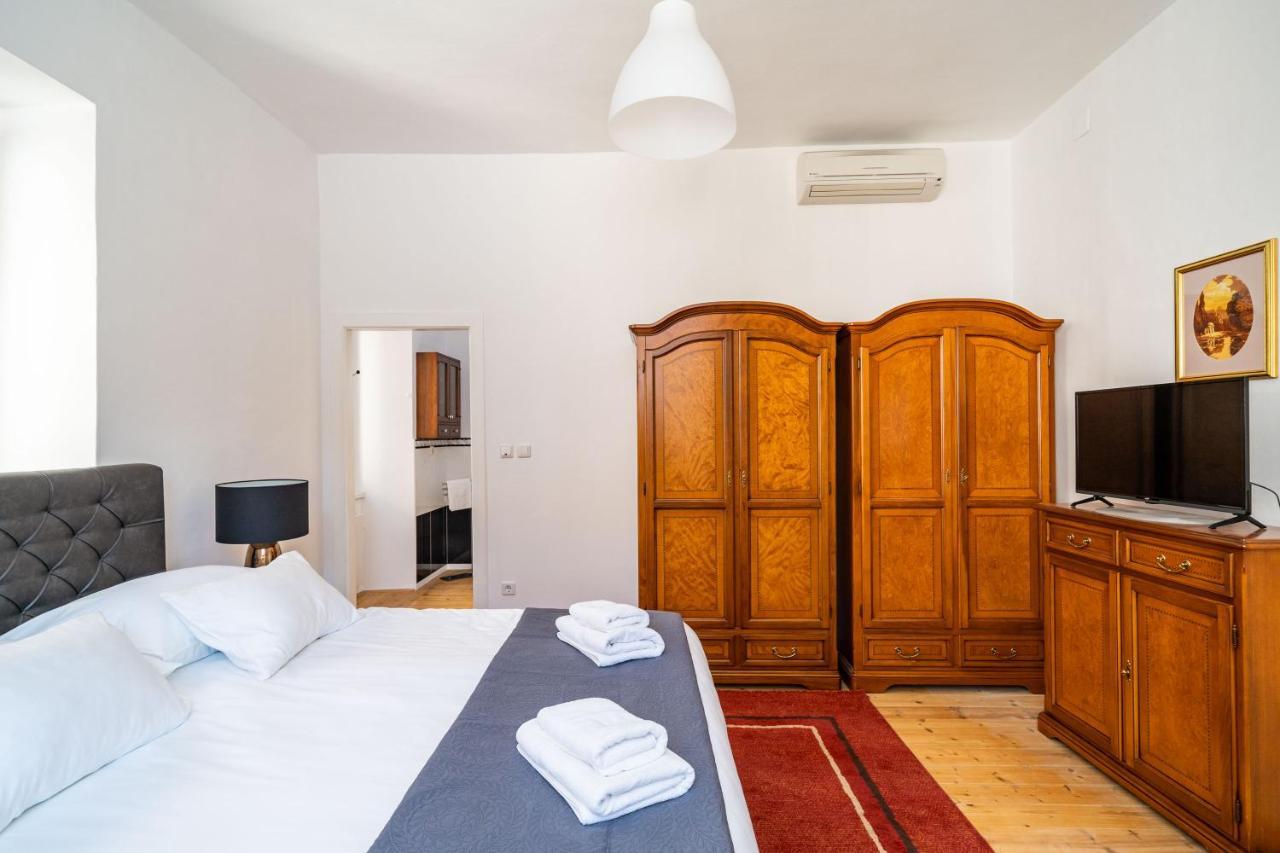 Laus Ii, Lovely Apartment In Old Town Ντουμπρόβνικ Εξωτερικό φωτογραφία